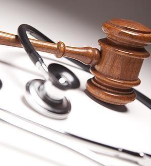 abogados negligencias medicas reclamación legal 